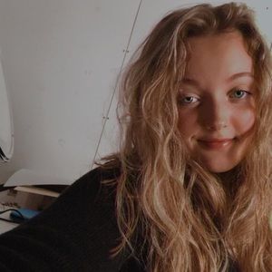 Meet your Posher, Cora